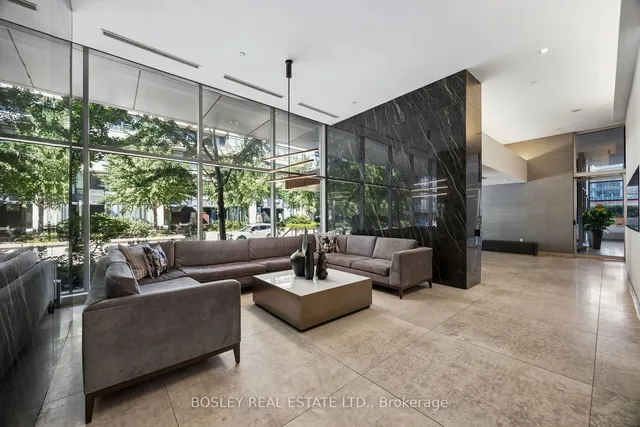 25 Telegram Mews #3902, Toronto 5