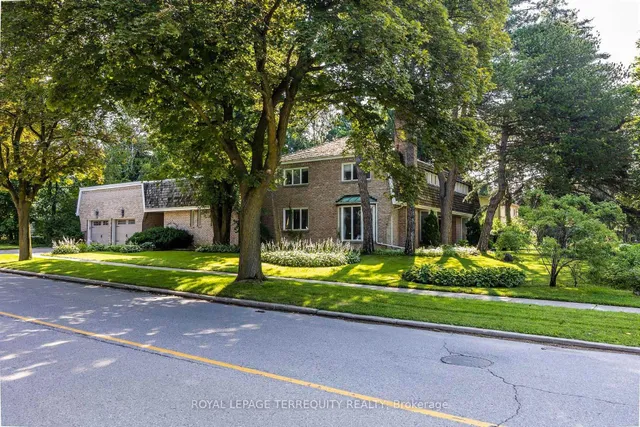 2 Chieftain Cres, Toronto 3