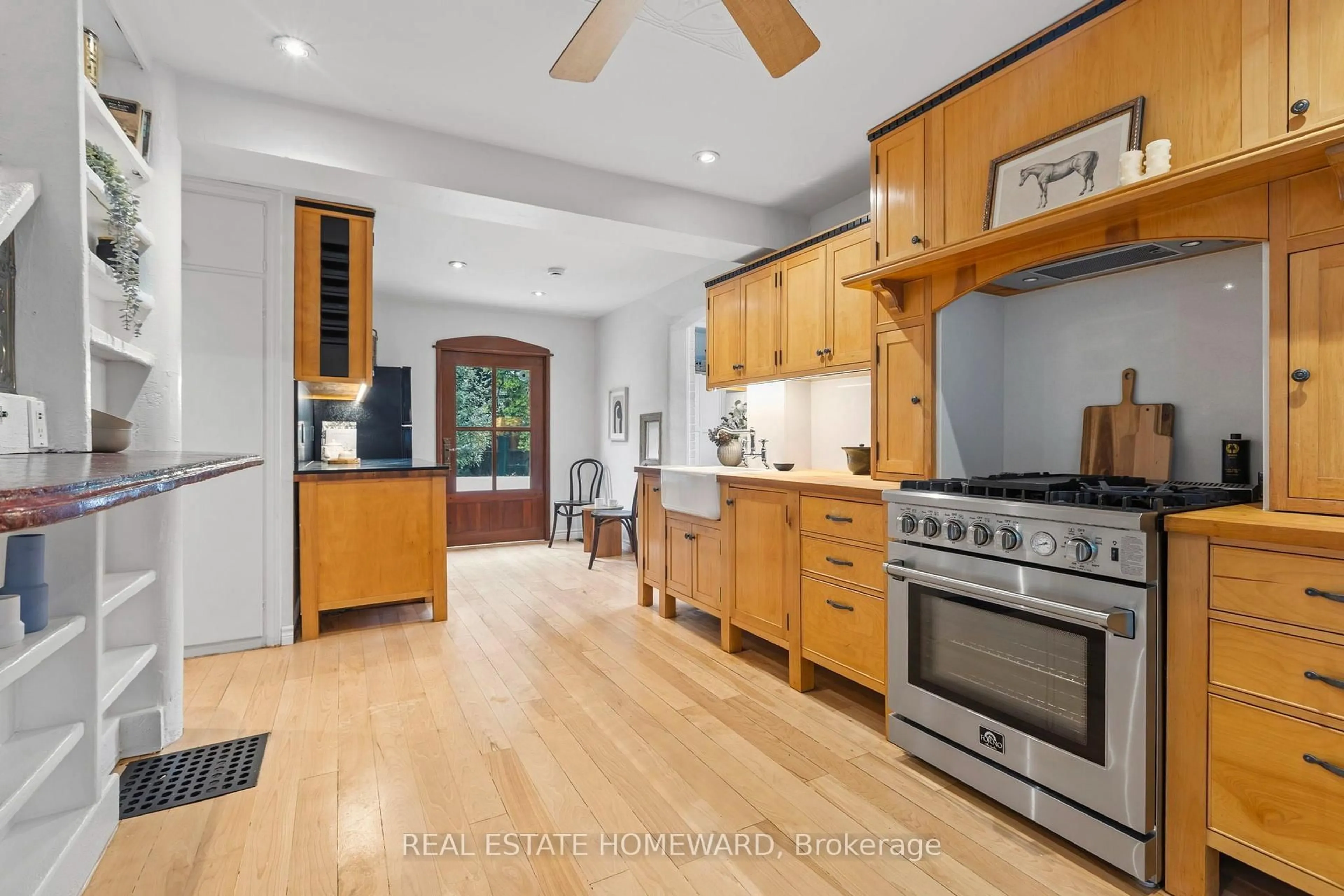 Open concept kitchen, unknown for 9 Dromore Cres, Toronto Ontario M2R 2H4