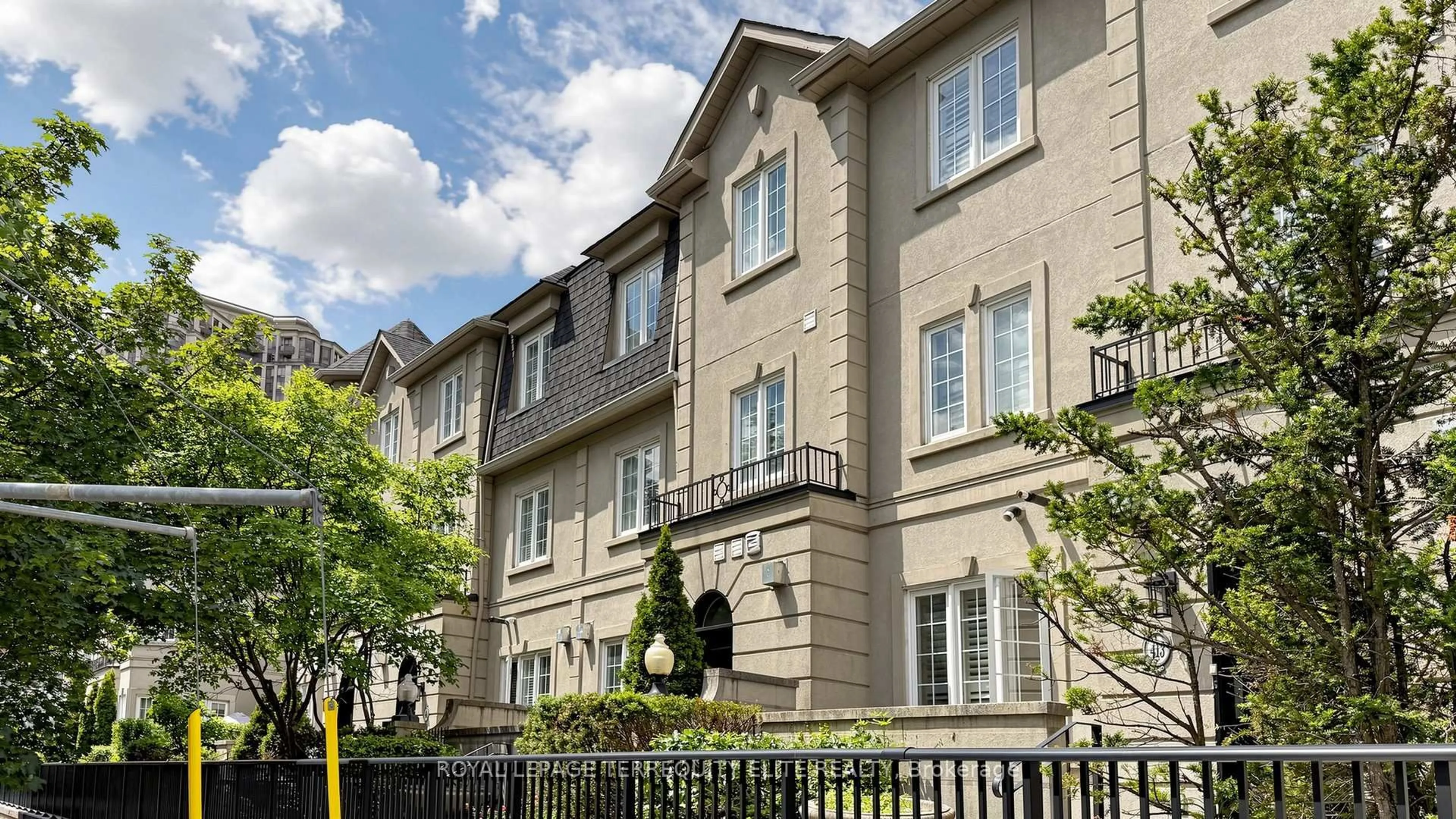 Patio, street for 11 Everson Dr #412, Toronto Ontario M2N 7B9