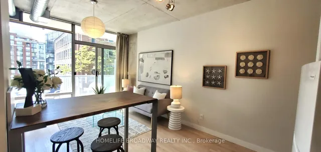 169 John St #303, Toronto 3