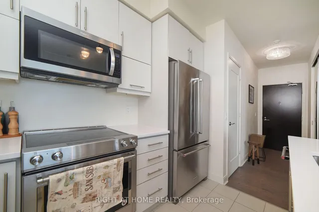 825 Church St #2106, Toronto 4