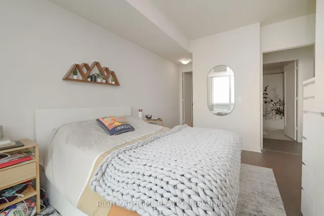 825 Church St #2106, Toronto 5