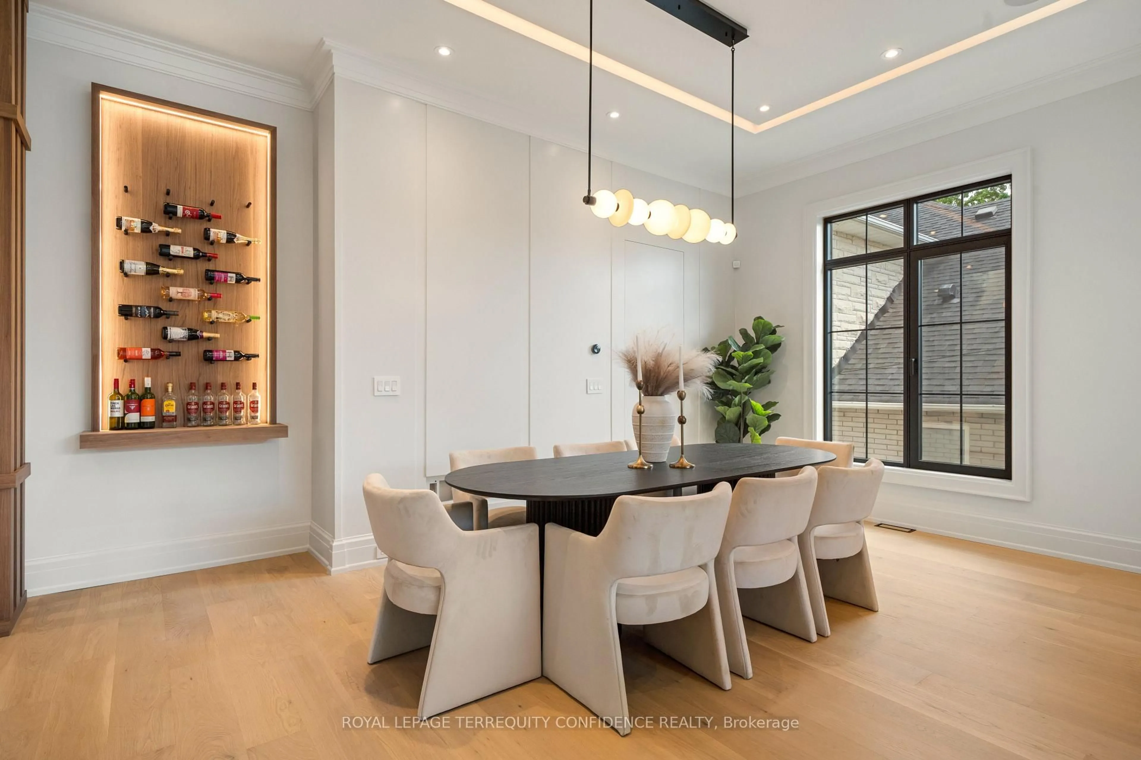 Dining room, unknown for 272 Horsham Ave, Toronto Ontario M2R 1G4