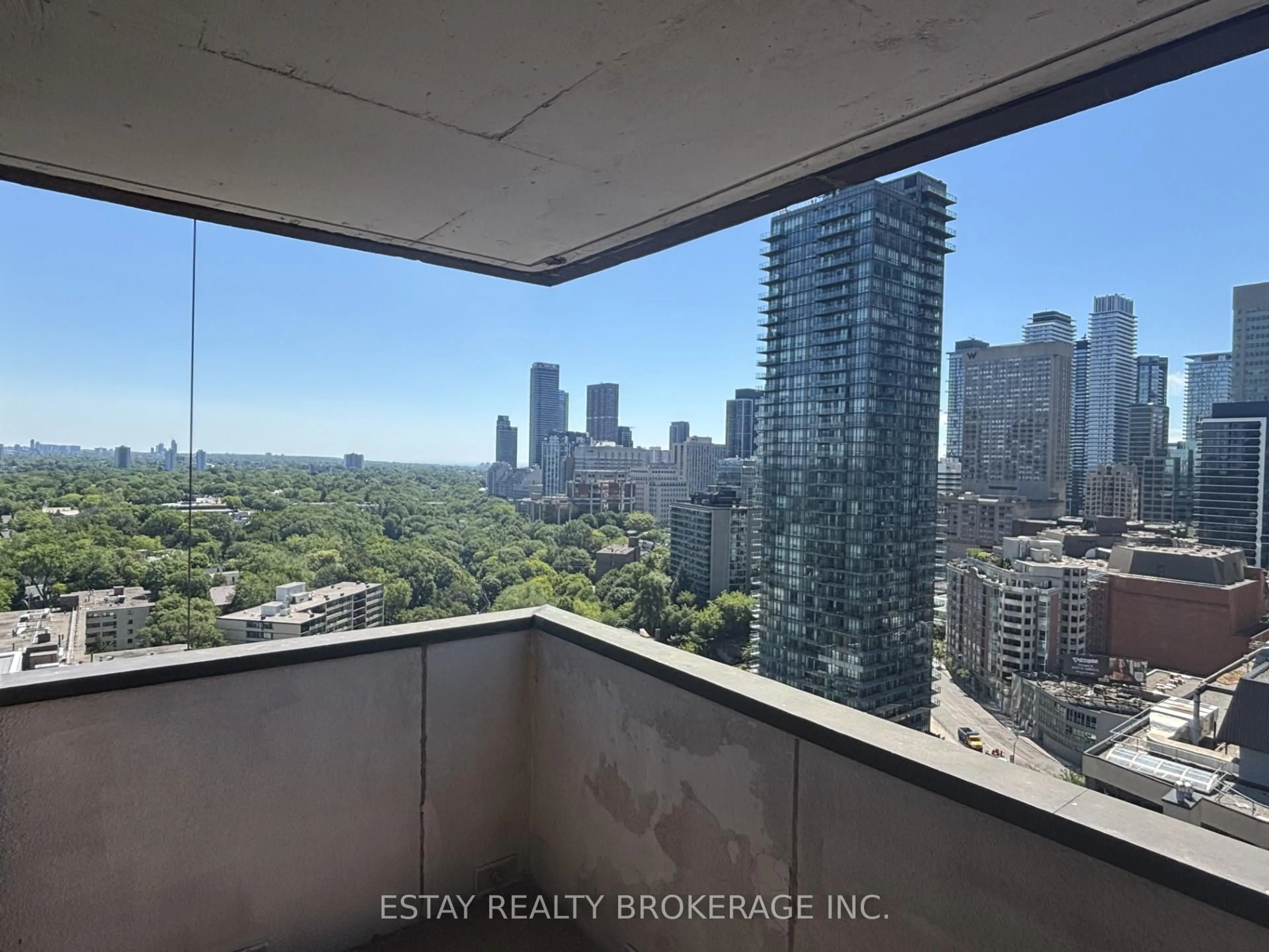 A pic of a room for 914 Yonge St #1902, Toronto Ontario M4W 3C8