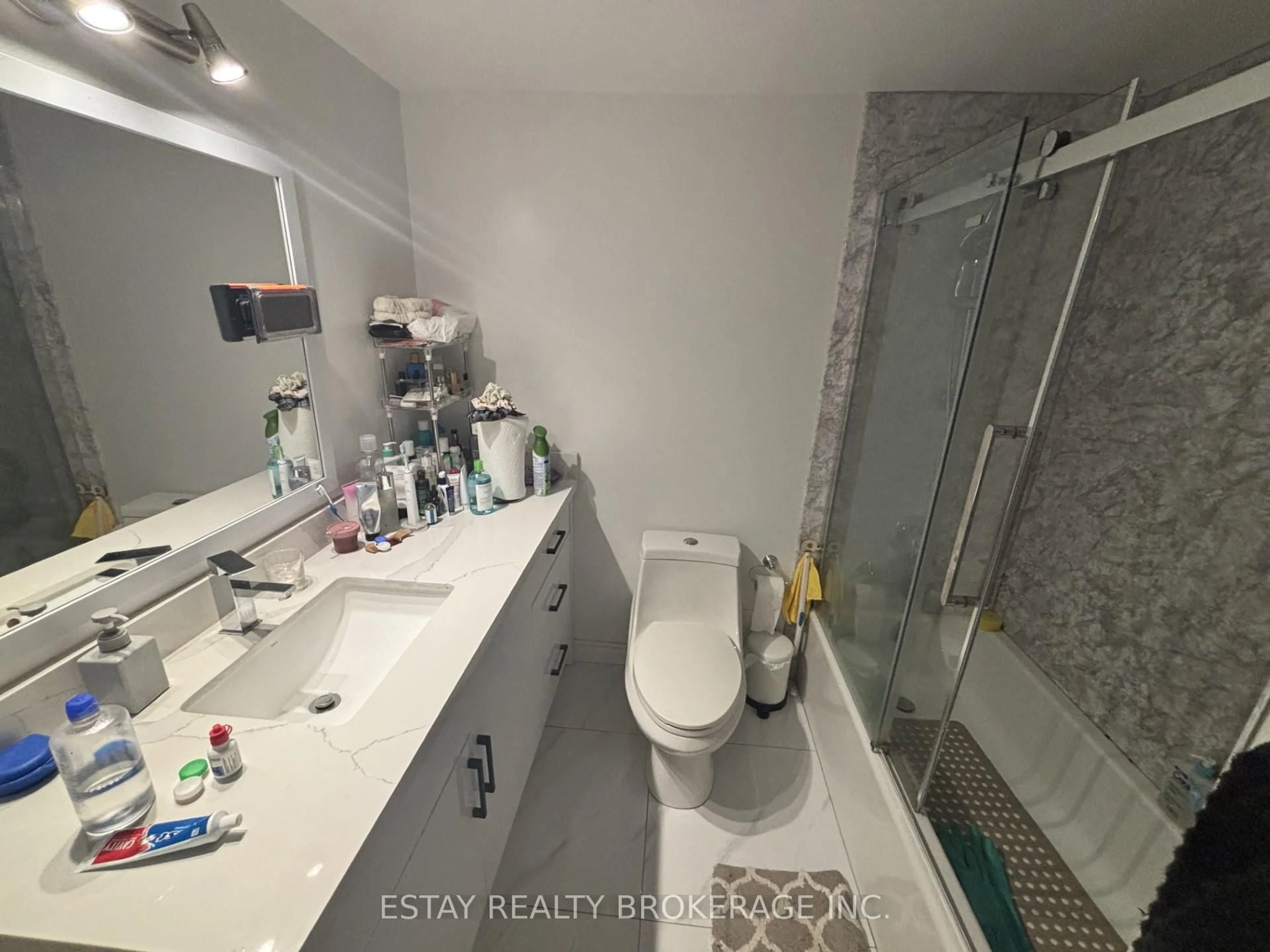 Standard bathroom, unknown for 914 Yonge St #1902, Toronto Ontario M4W 3C8