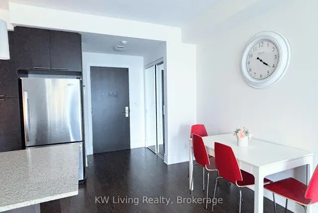 70 Roehampton Ave #1116, Toronto 4