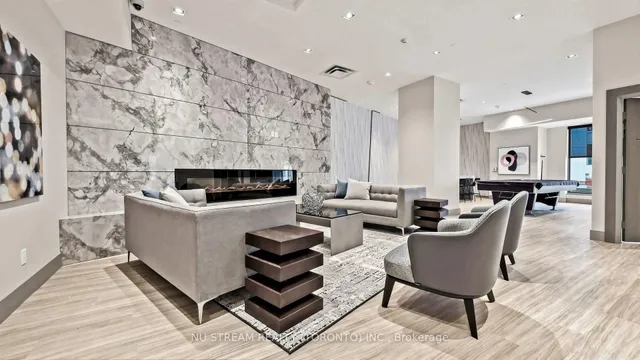 181 Bedford Rd #307, Toronto 5