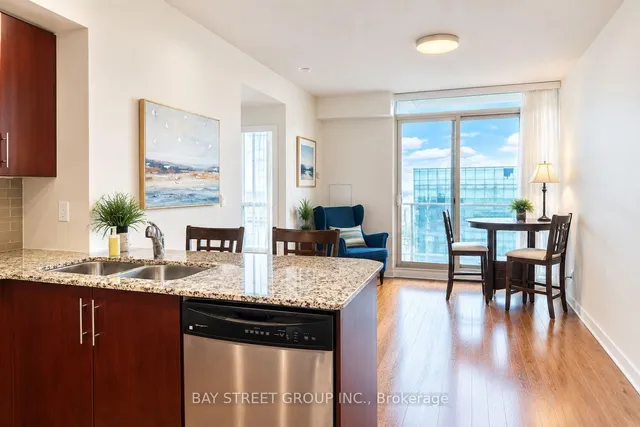 65 Bremner Blvd #4602, Toronto 2