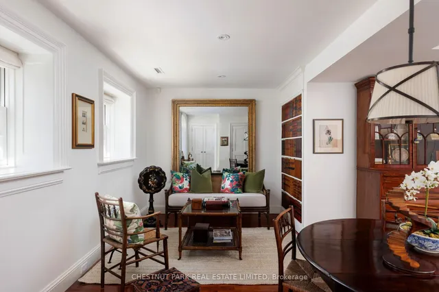 94 Crescent Rd #TH6, Toronto 5