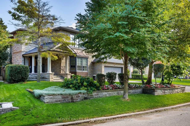 15 Moorehill Dr, Toronto 5