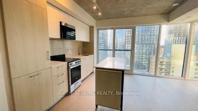 65 Mutual St #1905, Toronto 5
