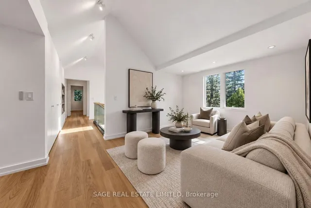 2 Addison Cres, Toronto 4