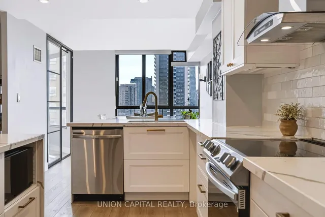 5444 Yonge St #905, Toronto 5