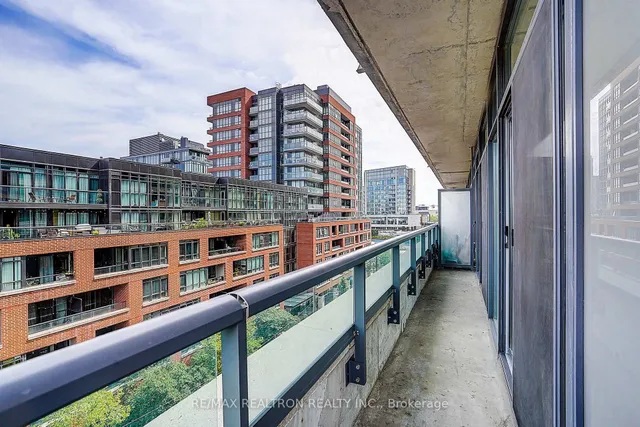36 Lisgar St #603E, Toronto 3