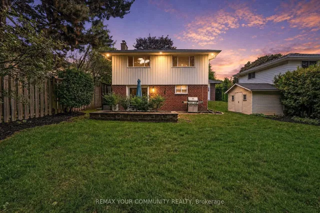 20 Ringwood Cres, Toronto 5