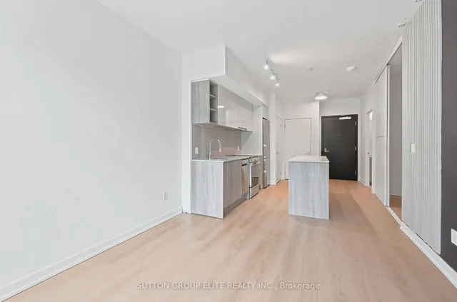 31 Tippett Rd #106, Toronto 5