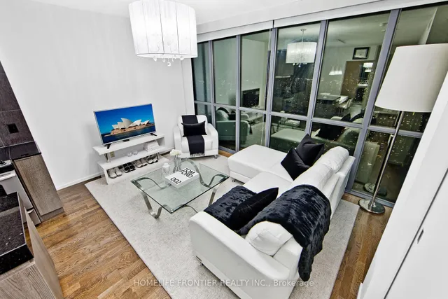 101 Charles St #4202, Toronto 4