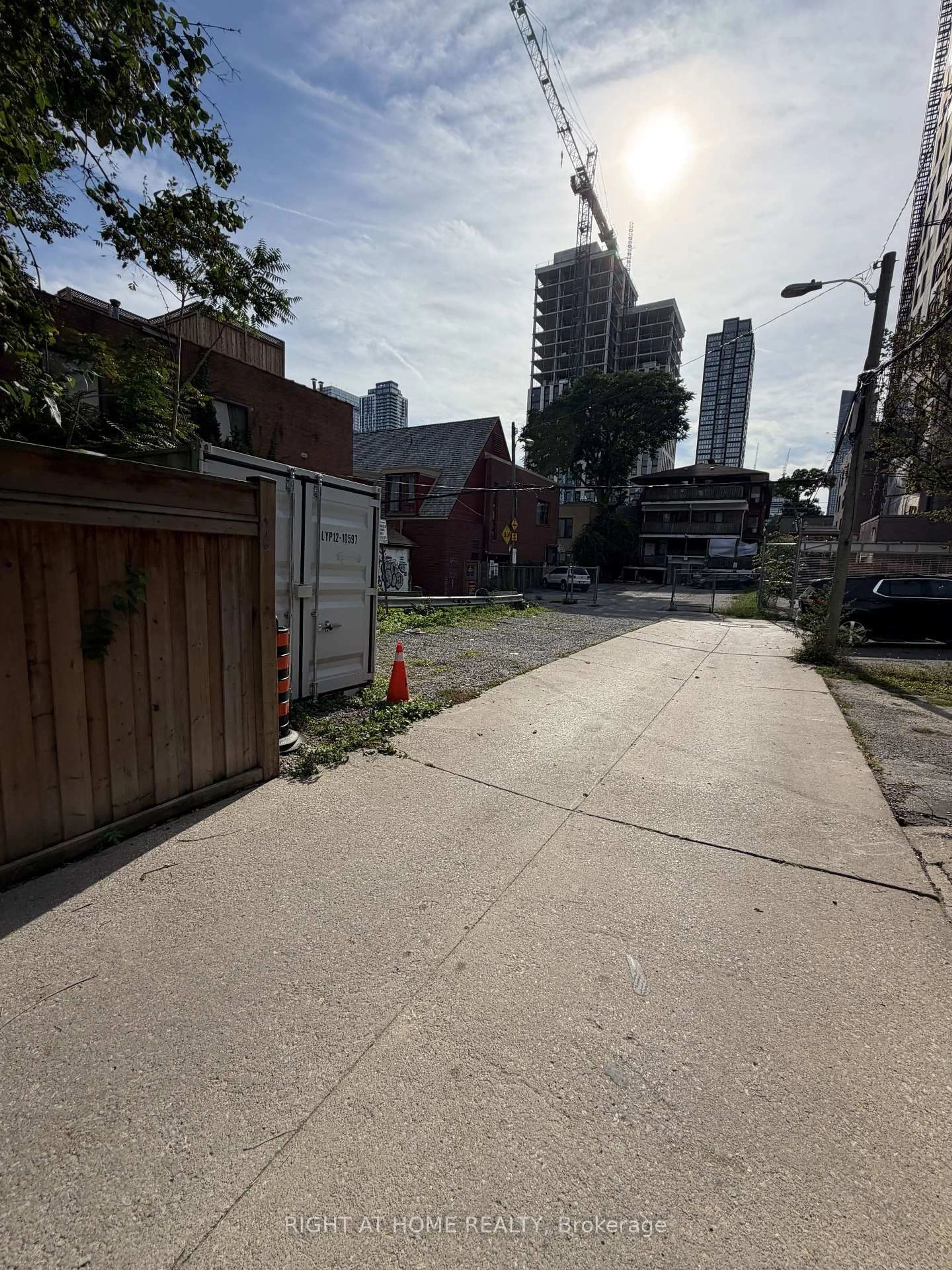 trreb/IMG-C13786680_2cbc73ee-de04-49ed-b101-f0b4bd41695f-l.jpg