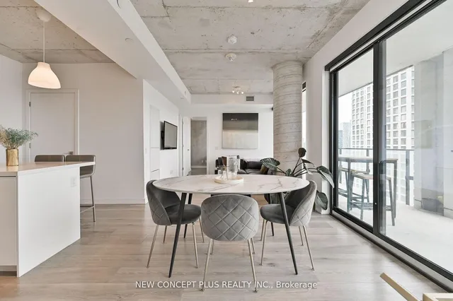 55 Ontario St #2301, Toronto 4