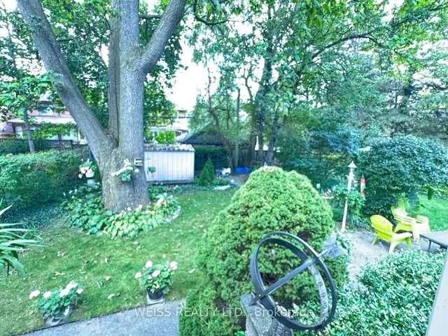 31 Aldburn Rd, Toronto 4