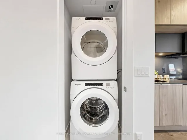 25 Adra Grado Way #1239, Toronto 2