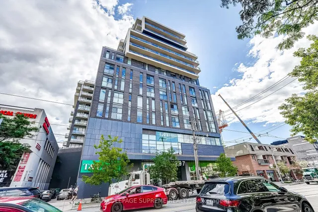 297 College St #720, Toronto 2