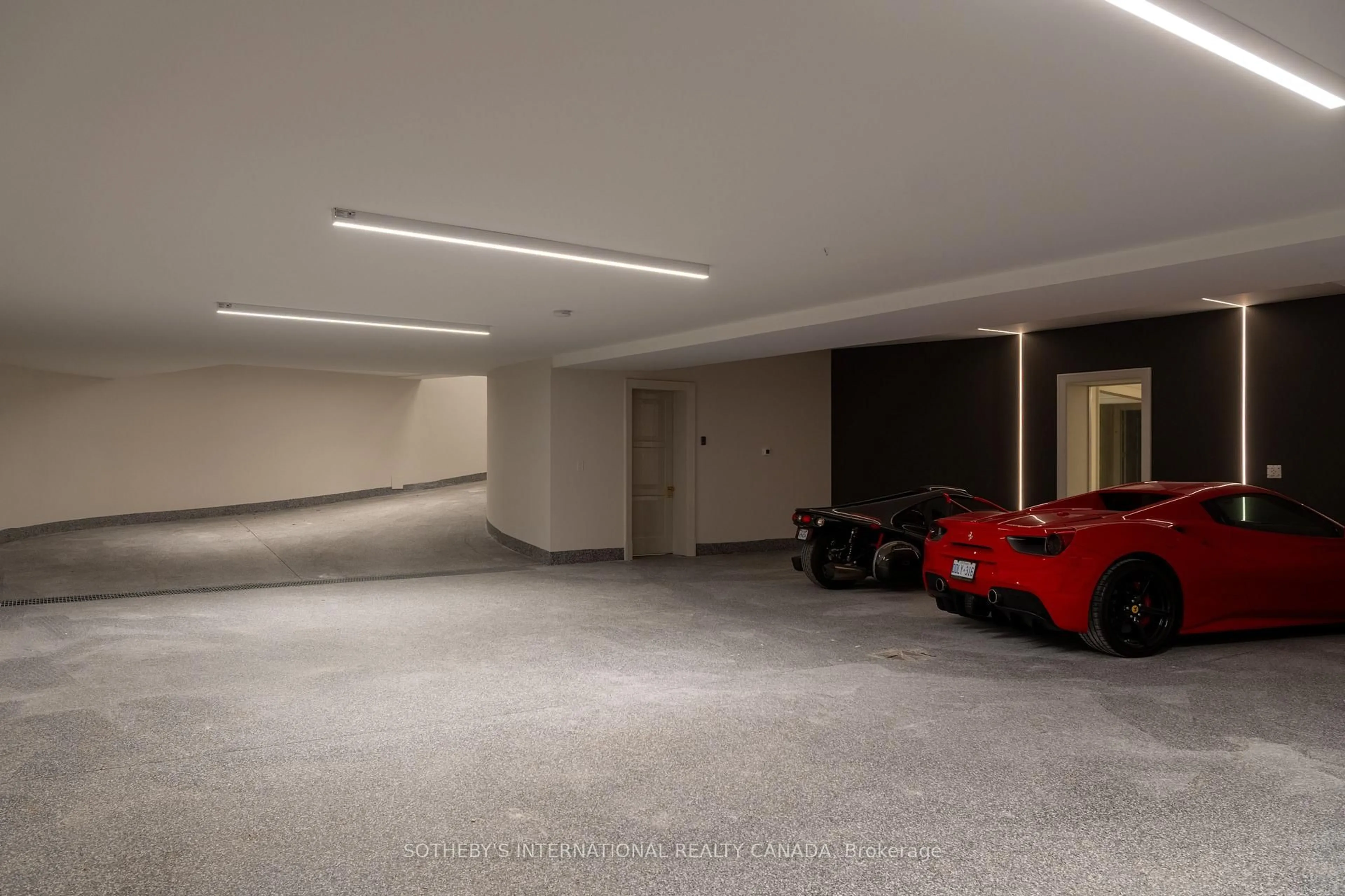 trreb/IMG-C13789290_3ef37f8e-8b0d-4771-b264-79763968fbd2-l.jpg