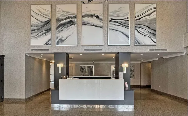 2 Clairtrell Rd #315, Toronto 2