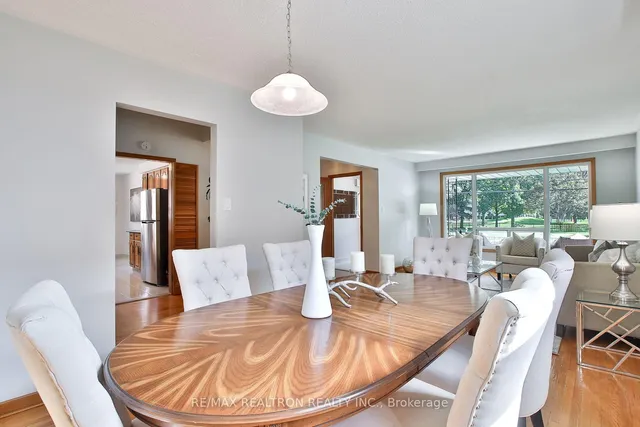 2636 Victoria Park Ave, Toronto 5
