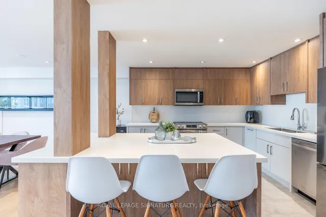 33 Harbour Sq #1806, Toronto 5