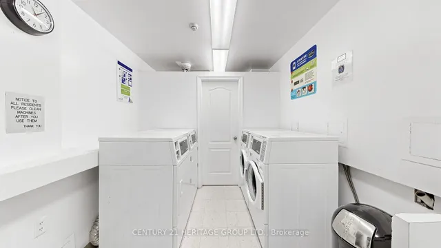 80 Antibes Dr #1503, Toronto 5