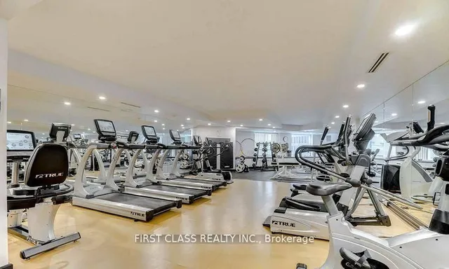 33 University Ave #1303, Toronto 5