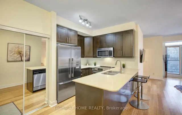 1 Scott St #1409, Toronto 5