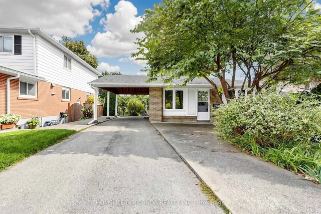 21 Grove Park Cres, Toronto 5