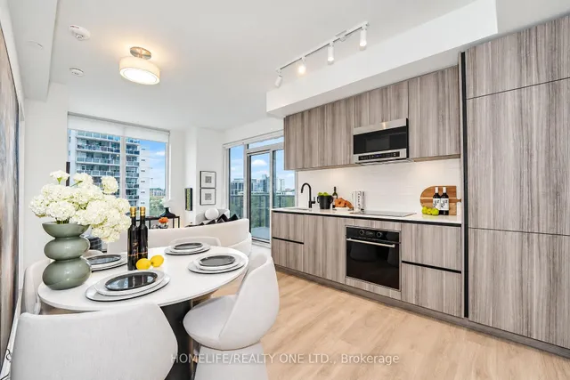 117 Broadway Ave #1111, Toronto 3