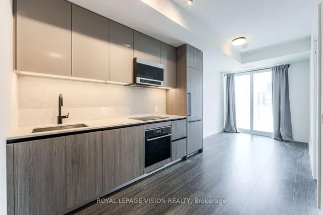 425 Front St #1008, Toronto 5