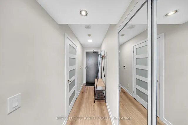 50 Lynn Williams St #1907, Toronto 5
