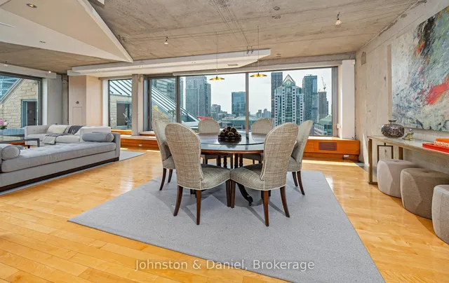 71 Simcoe St #2601, Toronto 3