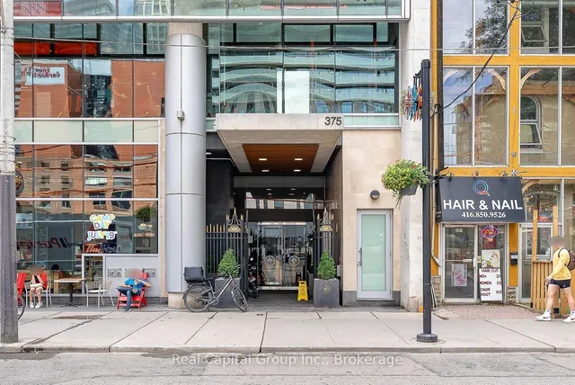 375 King St #1605, Toronto 3