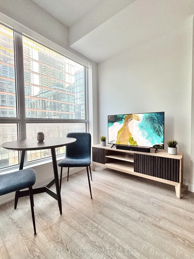 15 Richardson St #420, Toronto 3