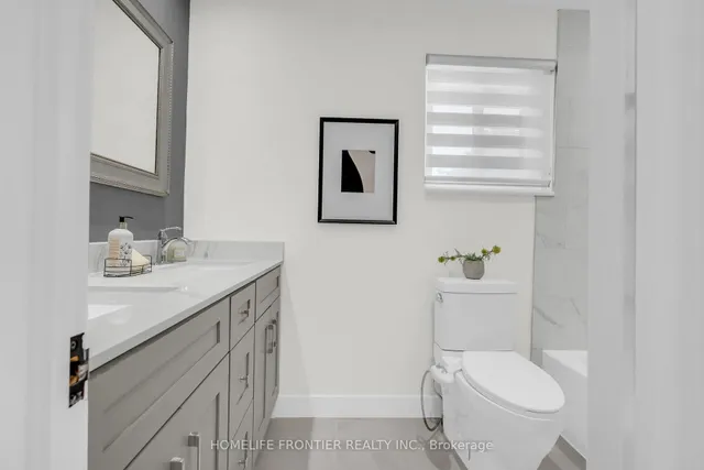 61 Sundial Cres, Toronto 2