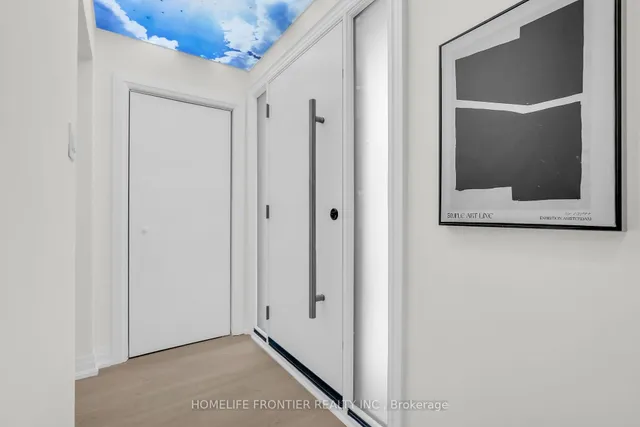 61 Sundial Cres, Toronto 5