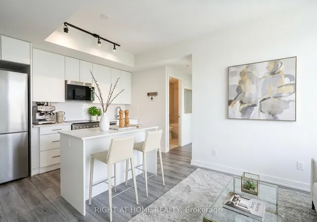 15 Ellerslie Ave #2405, Toronto 2