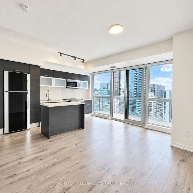 386 Yonge St #2911, Toronto 2