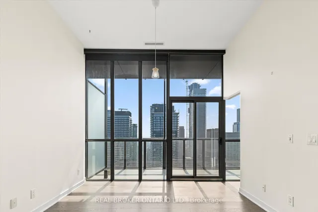 110 Charles St #4403, Toronto 3