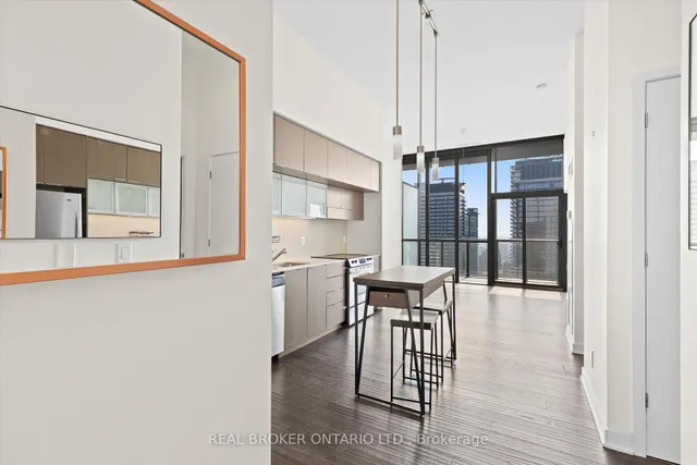 110 Charles St #4403, Toronto 4