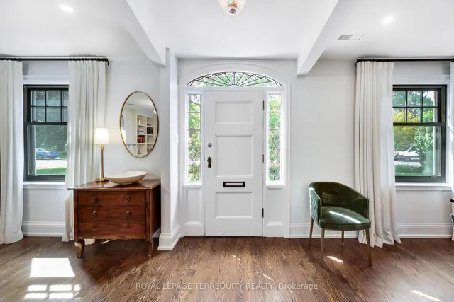 37 De Vere Gdns, Toronto 5