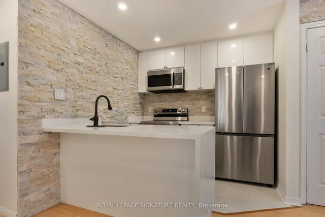 11 Niagara St #8, Toronto 4