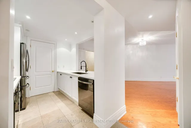 33 Delisle Ave #201, Toronto 4
